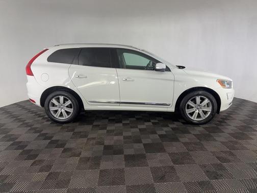 2016 Volvo XC60 T5 Premier