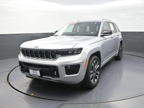 Silver Zynith 2022 Jeep Grand Cherokee Overland