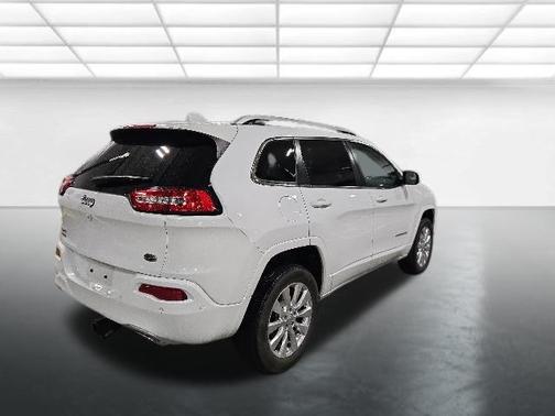 Bright White Clearcoat 2018 Jeep Cherokee Overland