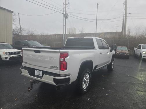2022 Chevrolet Silverado 3500 High Country