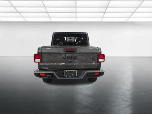 Granite Crystal Metallic Clearcoat 2022 Jeep Gladiator Willys 4x4