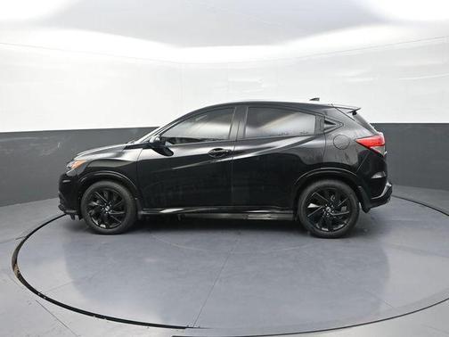 Crystal Black Pearl 2022 Honda HR-V 2WD Sport