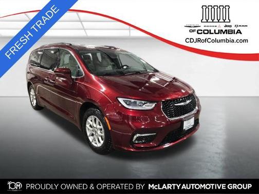 Velvet Red Pearlcoat 2021 Chrysler Pacifica Touring L