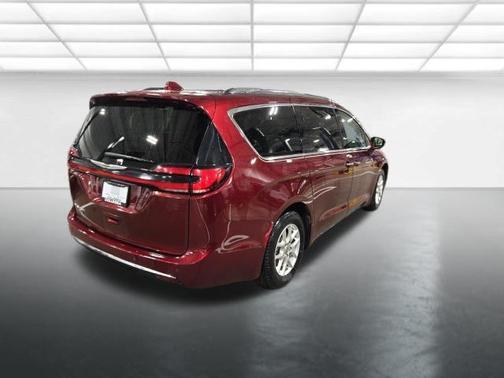 Velvet Red Pearlcoat 2021 Chrysler Pacifica Touring L