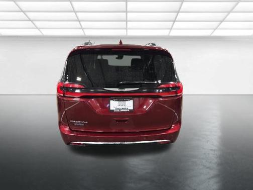 Velvet Red Pearlcoat 2021 Chrysler Pacifica Touring L