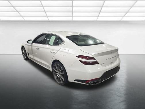 2025 Genesis G70 2.5T RWD