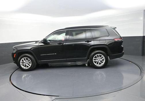 Diamond Black Crystal Pearlcoat 2024 Jeep Grand Cherokee L Laredo