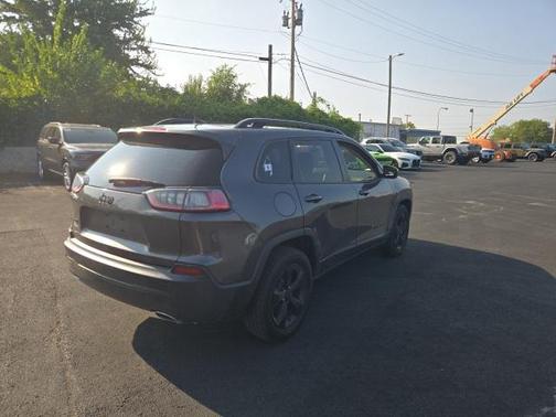 2020 Jeep Cherokee Altitude