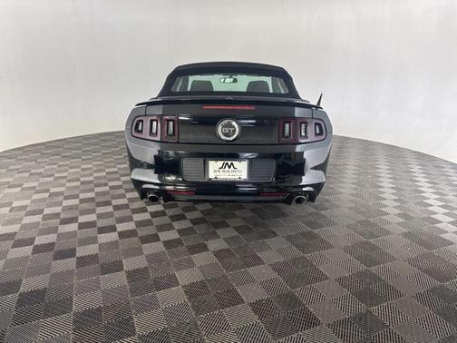 2013 Ford Mustang GT Premium