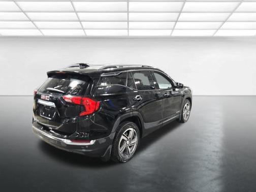 Ebony Twilight Metallic 2020 GMC Terrain SLT