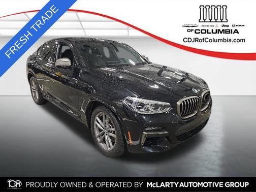 Black Sapphire Metallic 2021 BMW X4 M40i