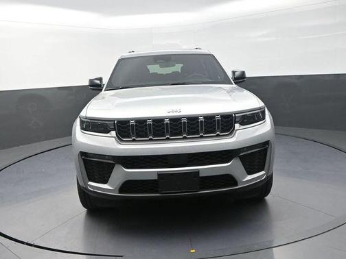 Silver Zynith 2026 Jeep Grand Cherokee L Limited