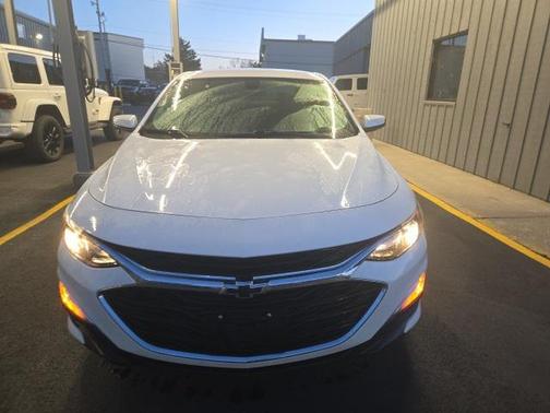 2020 Chevrolet Malibu FWD RS