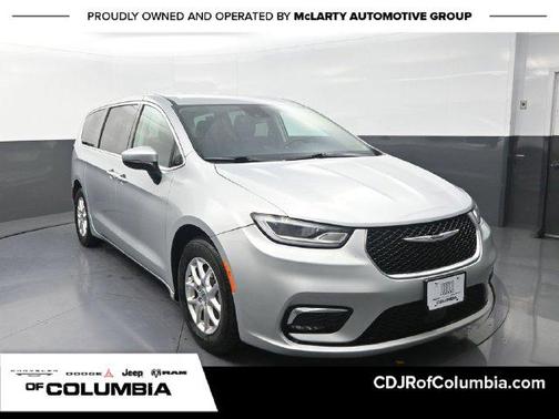 Silver Mist Clearcoat 2023 Chrysler Pacifica Touring L