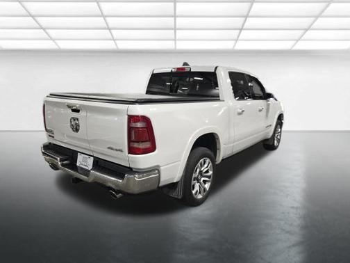 Ivory White Tri-Coat Pearlcoat 2020 RAM 1500 Longhorn
