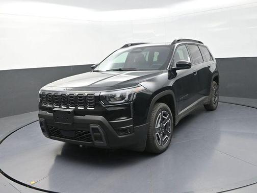 Diamond Black Crystal Pearlcoat 2026 Jeep Cherokee Limited