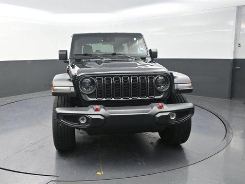 Black Clearcoat 2024 Jeep Wrangler Rubicon