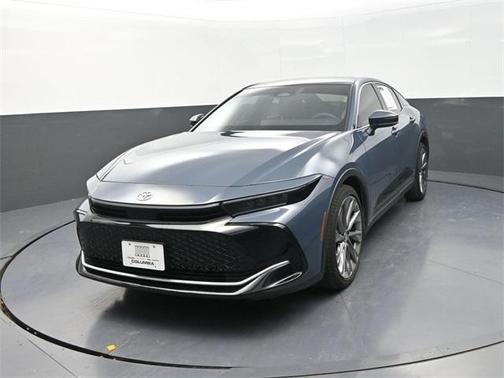 2025 Toyota Crown XLE