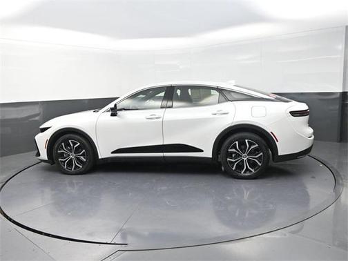 2024 Toyota Crown XLE