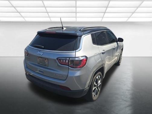 Baltic Gray Metallic Clearcoat 2024 Jeep Compass Limited