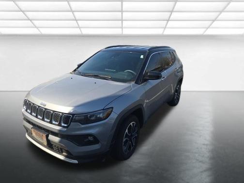 Baltic Gray Metallic Clearcoat 2024 Jeep Compass Limited