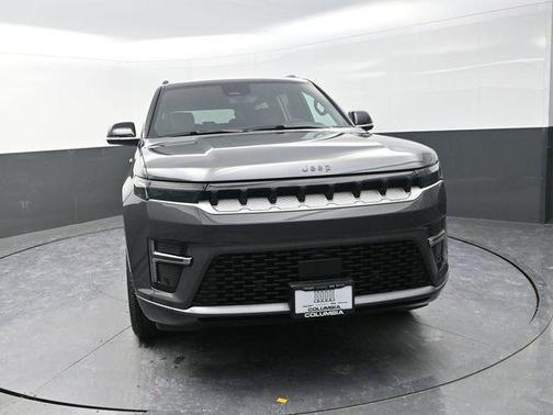 2026 Jeep Grand Wagoneer L 4x4