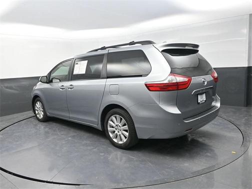 2017 Toyota Sienna Limited Premium