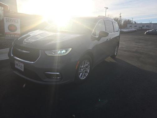 2021 Chrysler Pacifica Touring L