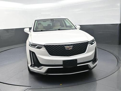 Crystal White Tricoat 2023 Cadillac XT6 Premium Luxury AWD