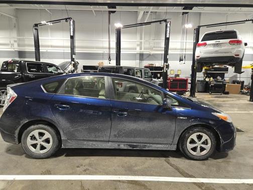 2013 Toyota Prius Two