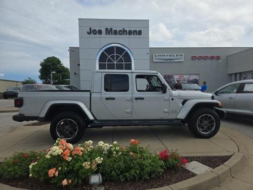 2023 Jeep Gladiator Overland