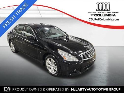 Black Obsidian 2015 INFINITI Q40 Base