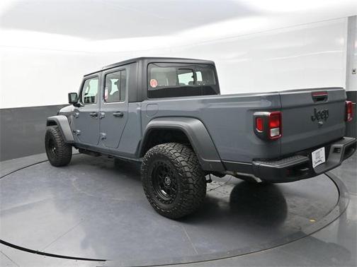 2026 Jeep Gladiator Sport