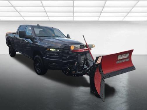 2026 RAM 2500 Tradesman Crew Cab 4x4 6'4' Box