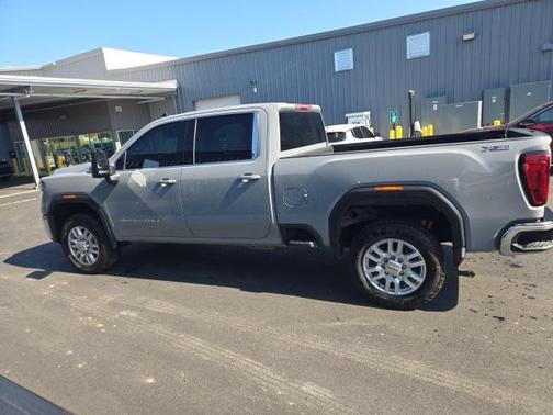 2024 GMC Sierra 2500 SLE