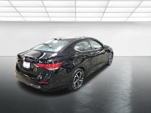 Super Black 2024 Nissan Sentra SV