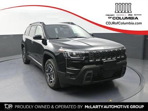 Diamond Black Crystal Pearlcoat 2026 Jeep Cherokee Laredo 4x4
