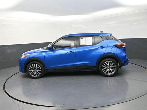 Electric Blue Metallic 2023 Nissan Kicks SV