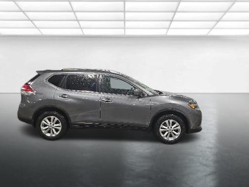 Gun Metallic 2016 Nissan Rogue SV