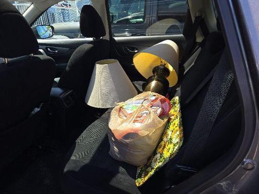 Gun Metallic 2016 Nissan Rogue SV