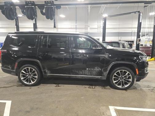 2022 Jeep Wagoneer Series III 4x4