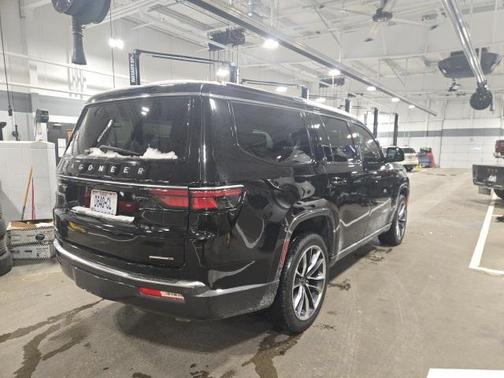 2022 Jeep Wagoneer Series III 4x4