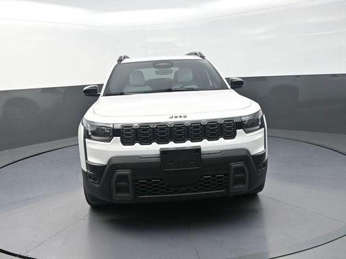 Bright White Clearcoat 2026 Jeep Cherokee Limited