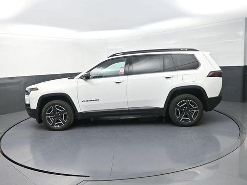 Bright White Clearcoat 2026 Jeep Cherokee Limited
