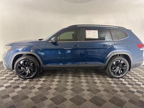 2022 Volkswagen Atlas 2.0T SE w/Technology