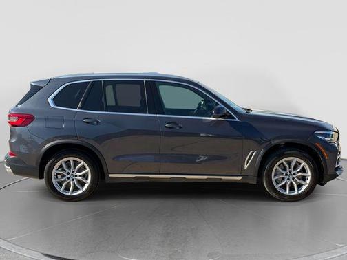 Arctic Gray Metallic 2019 BMW X5 xDrive40i