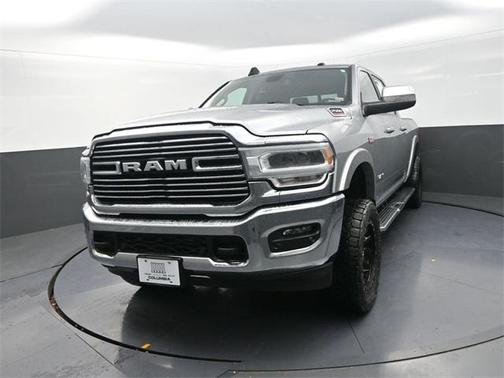 2021 RAM 2500 Laramie Crew Cab 4x4 6'4' Box