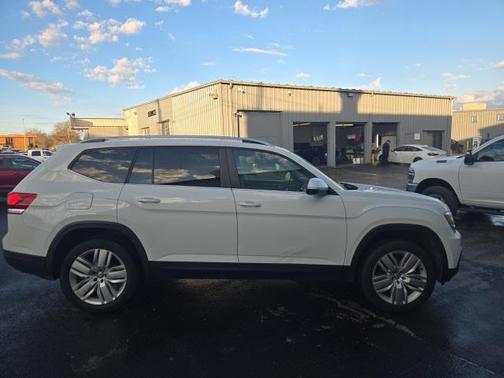 2019 Volkswagen Atlas 3.6L SE w/Technology