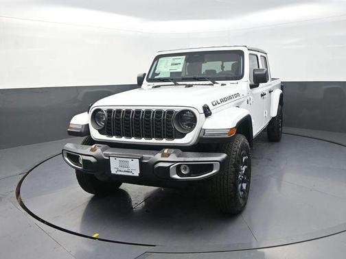 Bright White Clearcoat 2026 Jeep Gladiator 85th Anniversary Edition