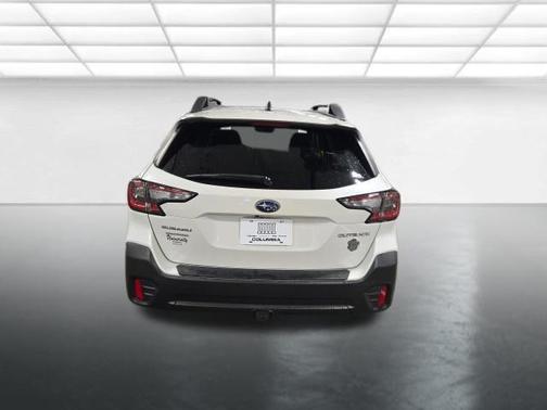 Crystal White Pearl 2020 Subaru Outback Premium
